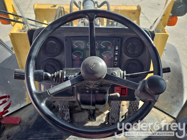 2008-john-deere-444j-image-67