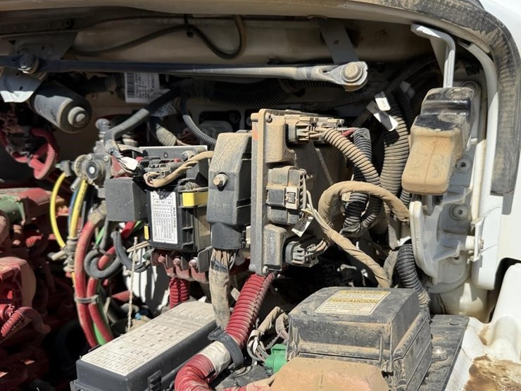 2018-freightliner-m2-t/a-dump-truck-image-81