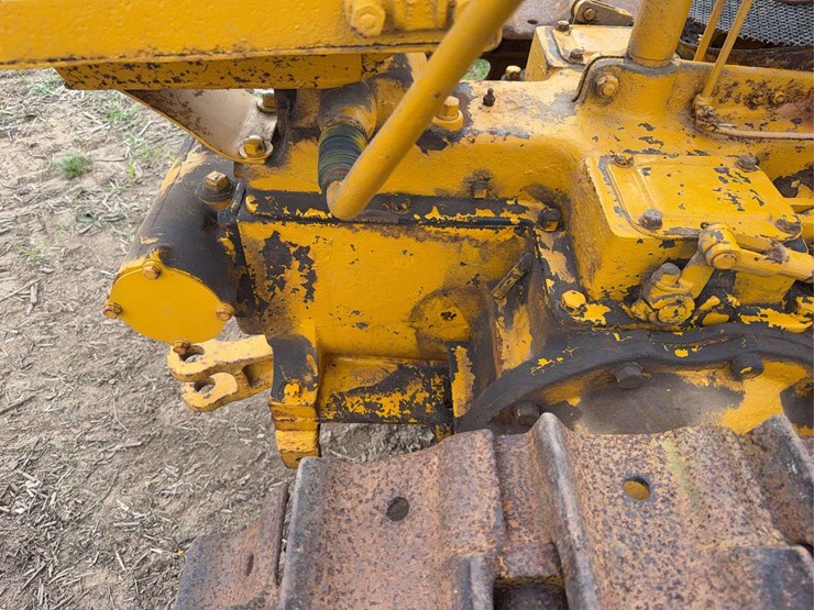 caterpillar-2-ton-image-23