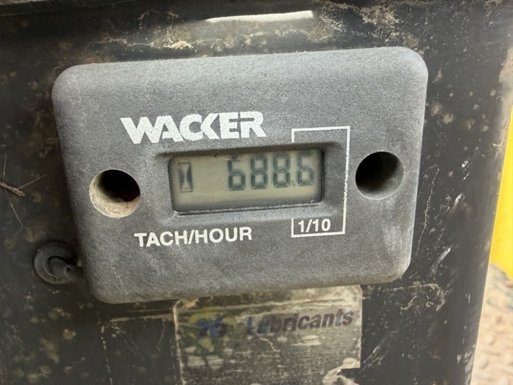 2004-wacker-neuson-rd11a-image-16