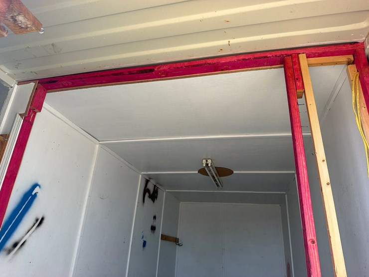 #47211-•-20ft-shipping-container-image-7
