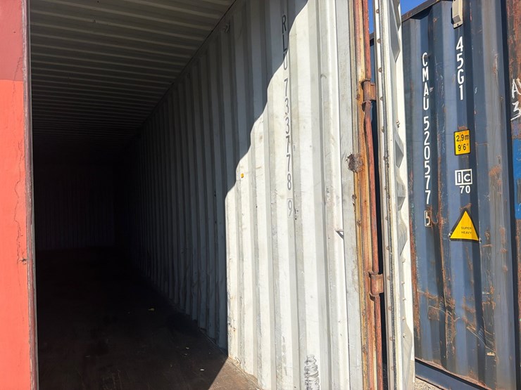 #88458-•-40ft-shipping-container-image-4