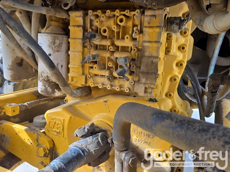 2008-john-deere-444j-image-28