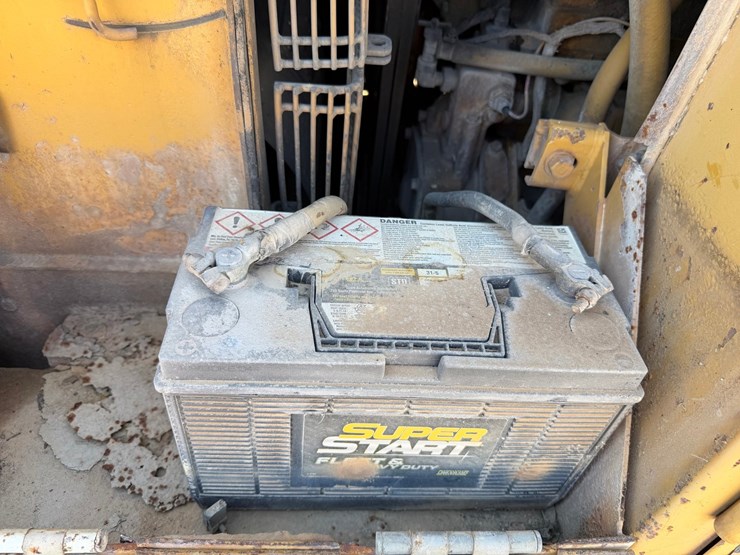 #4087-•-1986-cat-963-crawler-loader-image-31