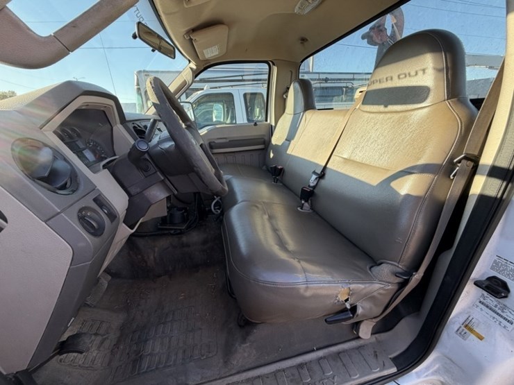 2008-ford-f450-image-26