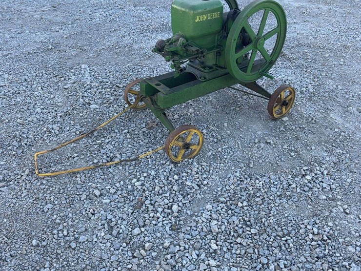 john-deere-112-image-1