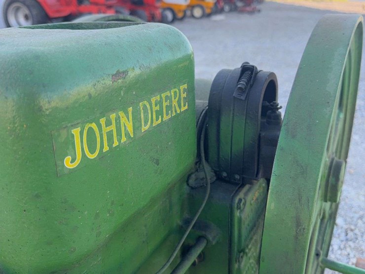 john-deere-112-image-10