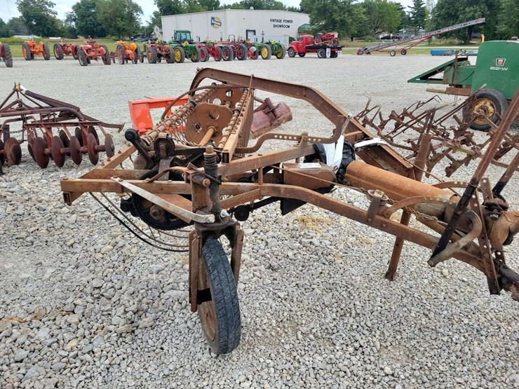 allis-chalmers-side-delivery-rake-image-3