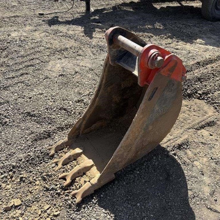 CATERPILLAR 18