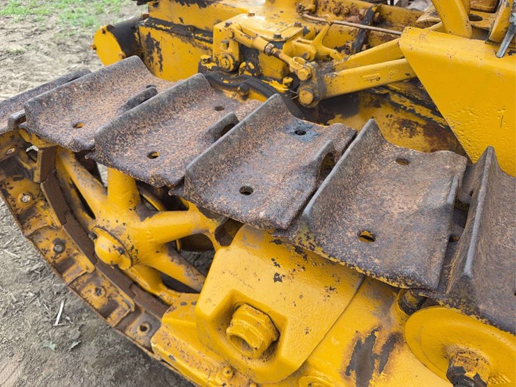 caterpillar-2-ton-image-26