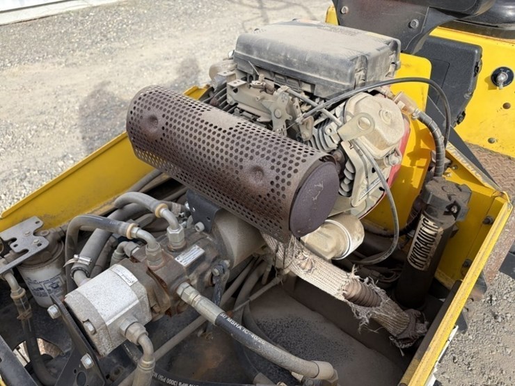 2004-wacker-neuson-rd11a-image-11