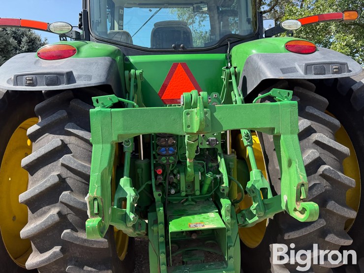 2017-john-deere-8295r-mfwd-tractor-image-19