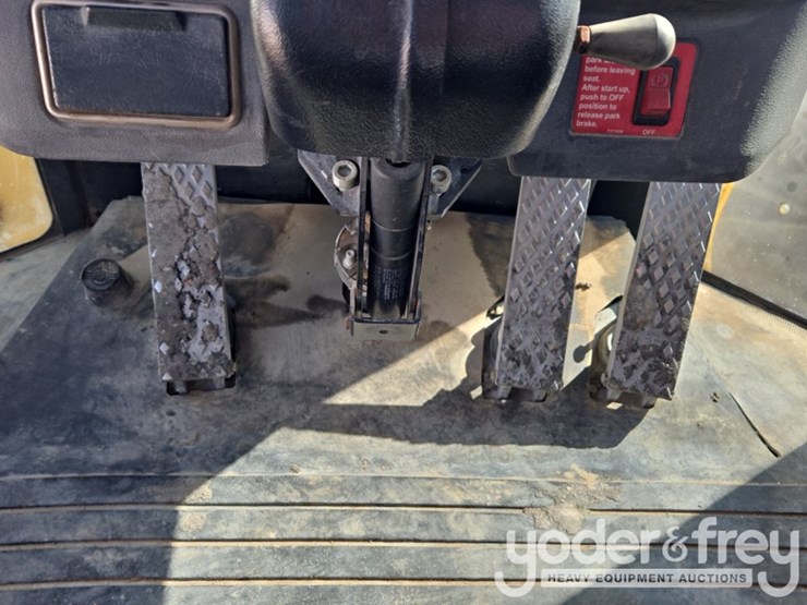 2008-john-deere-444j-image-66