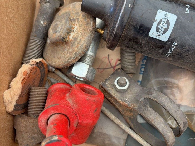 ford-tractor-image-2