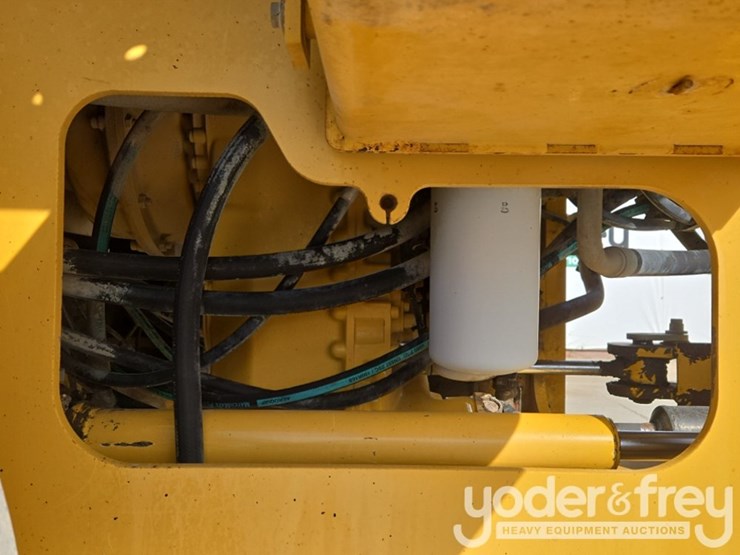 2008-john-deere-444j-image-41