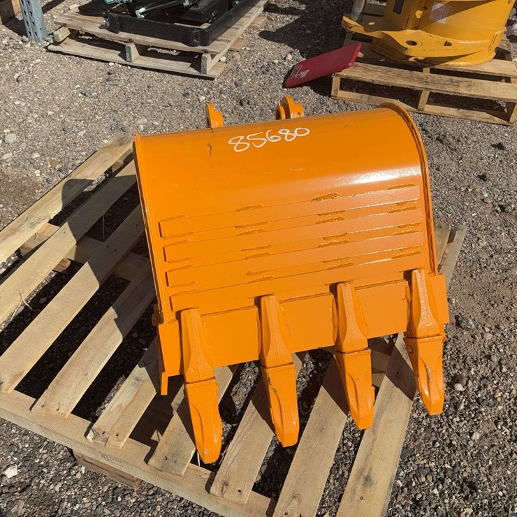 CATERPILLAR 305