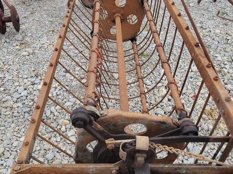 allis-chalmers-side-delivery-rake-image-2