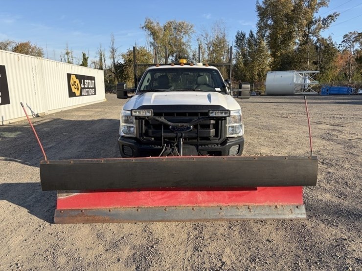 2011-ford-f350-image-8