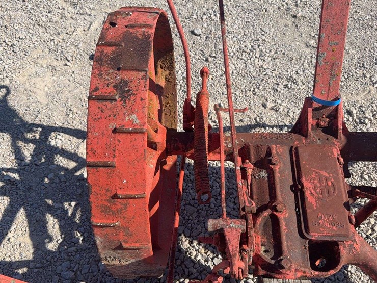 ih-mccormick-deering-sickle-bar-mower-image-10