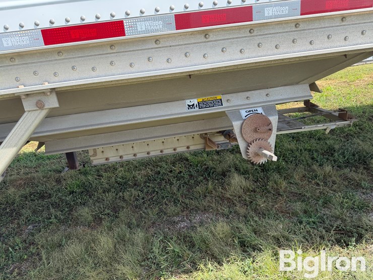 2014-wilson-dwh-500-43’-t/a-grain-trailer-image-20