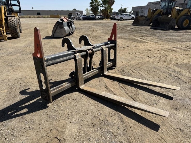 caterpillar-930-image-2