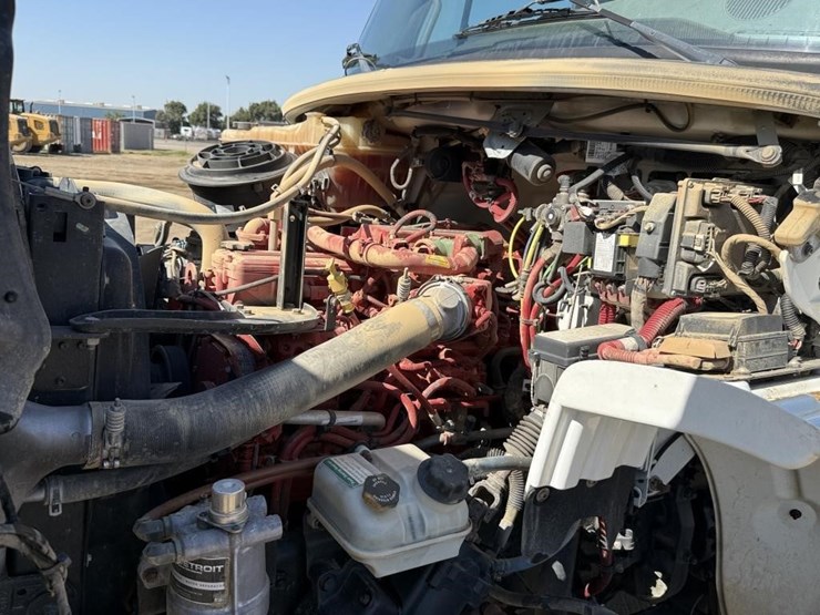 2018-freightliner-m2-t/a-dump-truck-image-76