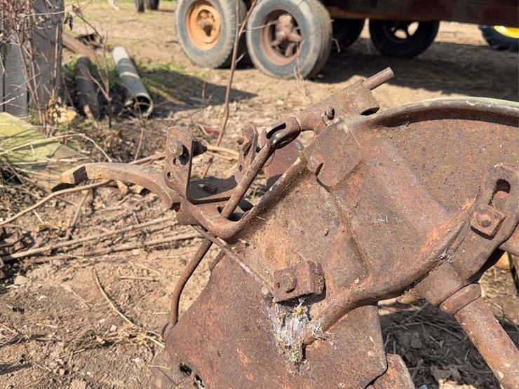horse-drawn-roll-over-plow-image-11