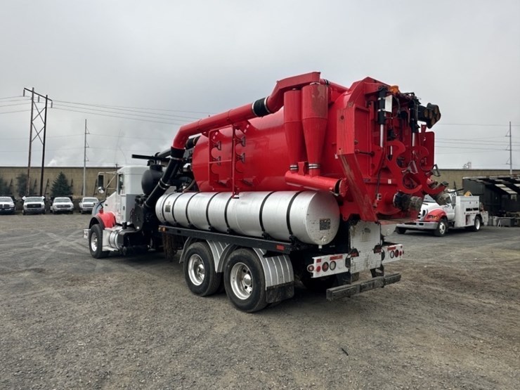 2014-kenworth-t800-image-3