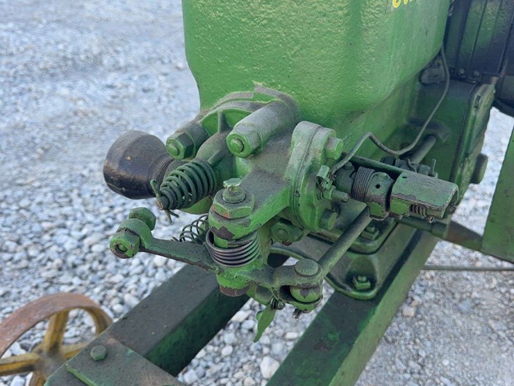 john-deere-112-image-9