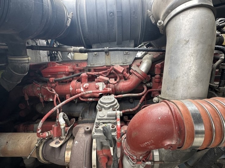 2014-kenworth-t800-image-34