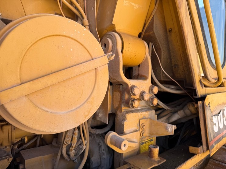 #4087-•-1986-cat-963-crawler-loader-image-36