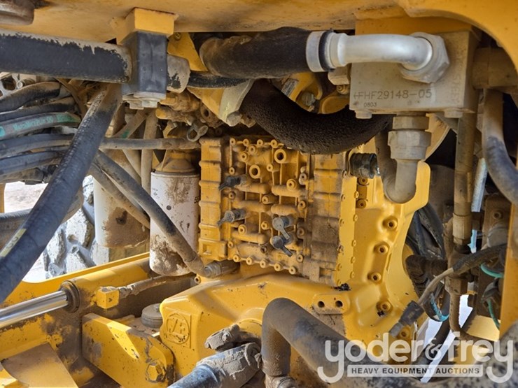 2008-john-deere-444j-image-27