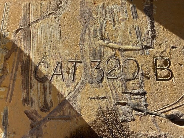 cat-36"-excavator-compaction-wheel-image-11