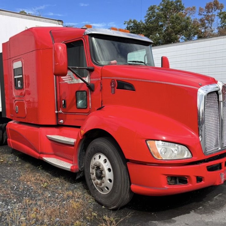 2016 KENWORTH T-660 AeroCab