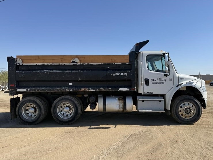 2018-freightliner-m2-t/a-dump-truck-image-6