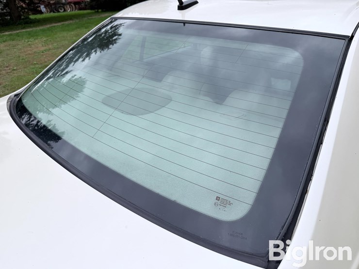 2007-cadillac-dts-sedan-image-17