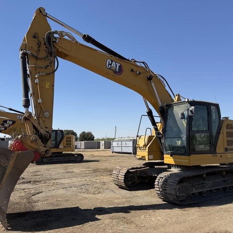 2023 CATERPILLAR 325
