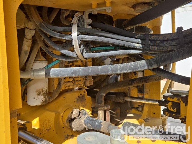 2008-john-deere-444j-image-40