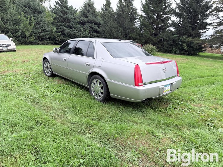 2006-cadillac-dts-luxury-i-sedan-image-7