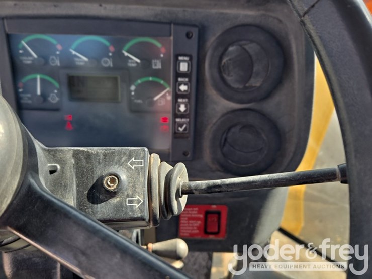2008-john-deere-444j-image-69