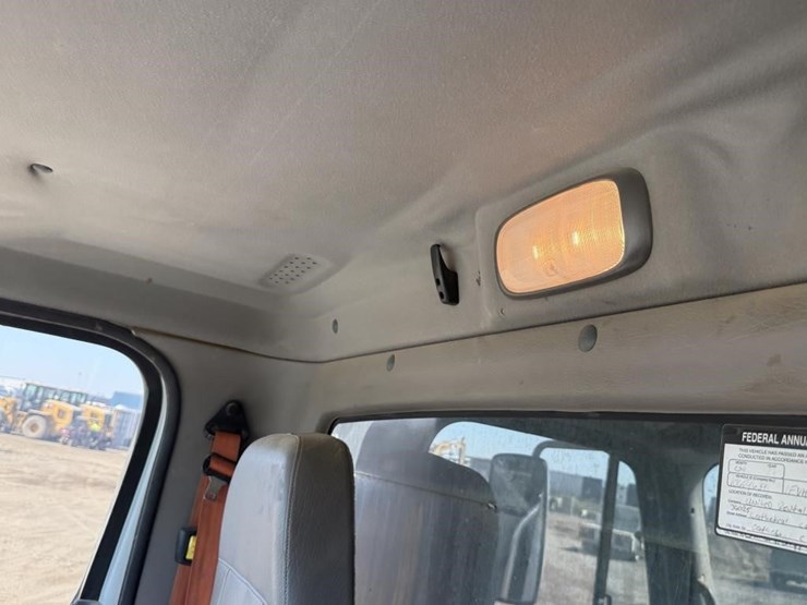 2018-freightliner-m2-t/a-dump-truck-image-72