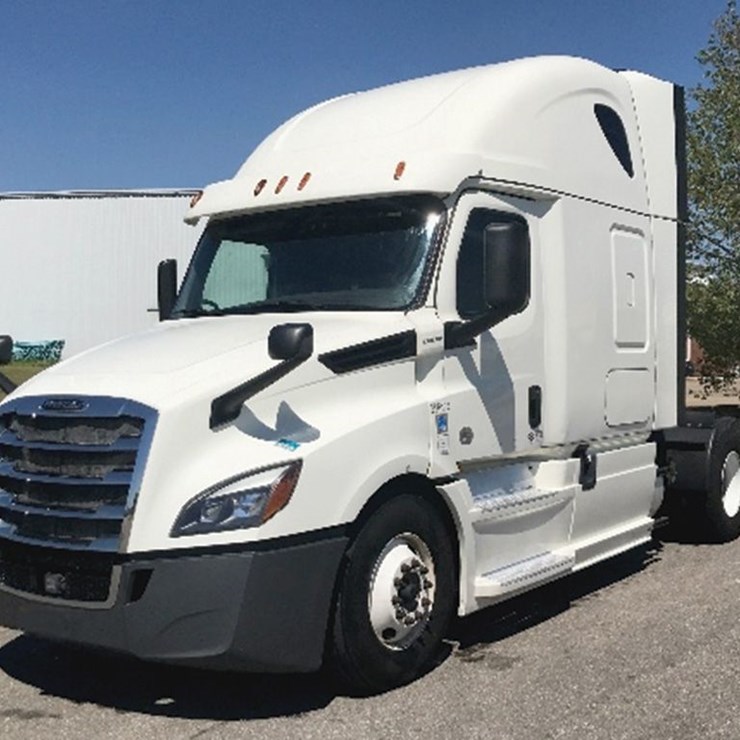 2018 FREIGHTLINER Cascadia126