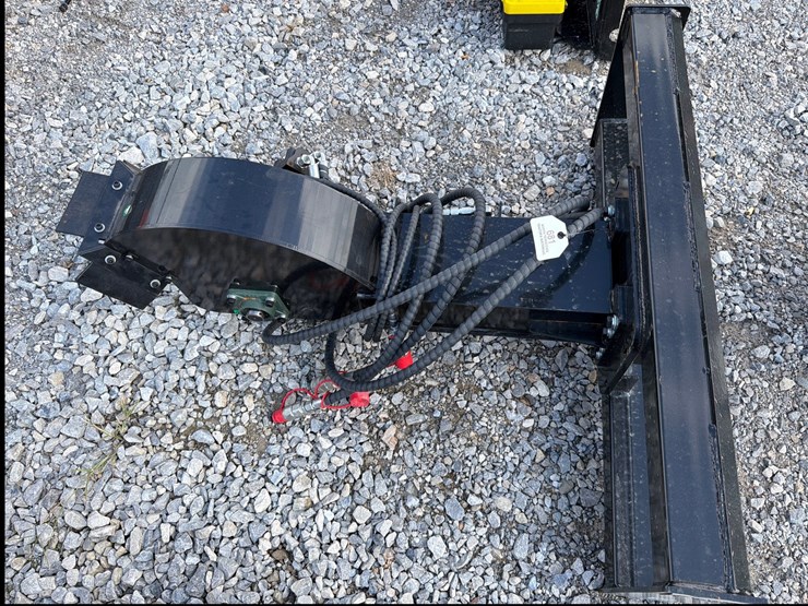 #681-•-future-skid-steer-stump-grinder-image-1