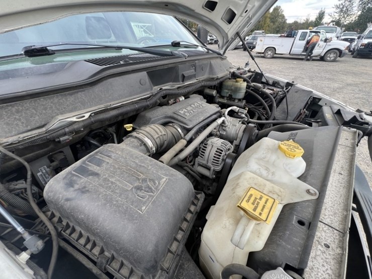 2007-dodge-ram-3500-image-17