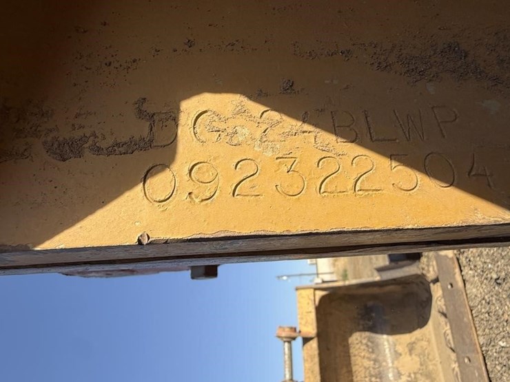 cat-24"-excavator-compaction-wheel-image-11