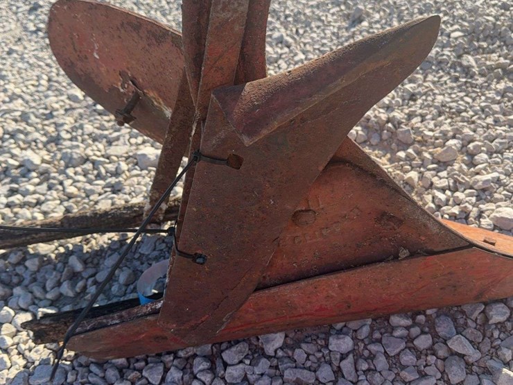 clipper-#2-one-bottom-plow-image-4