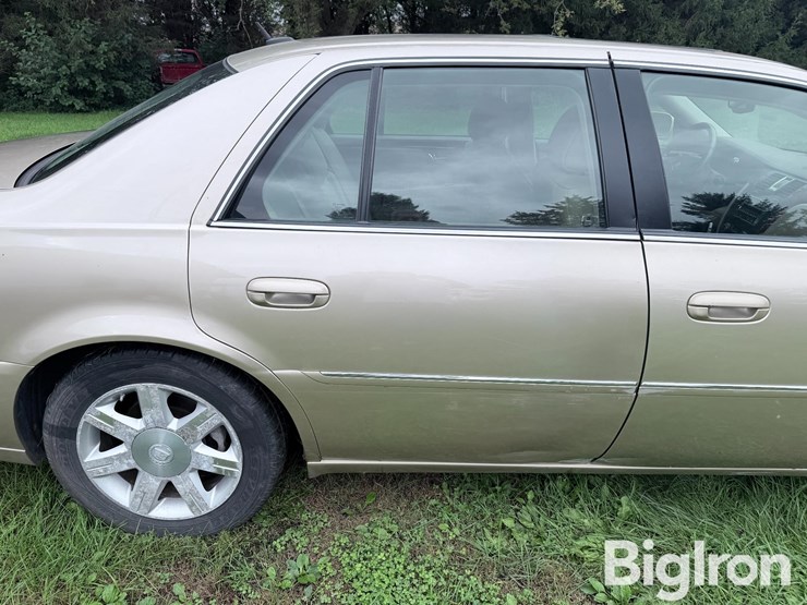 2006-cadillac-dts-luxury-1-sedan-image-18