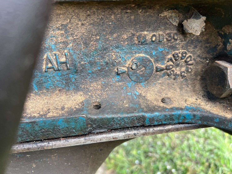 ford-4000-diesel-tractor-w/-canopy-(3,400-hours)-not-operational-image-27