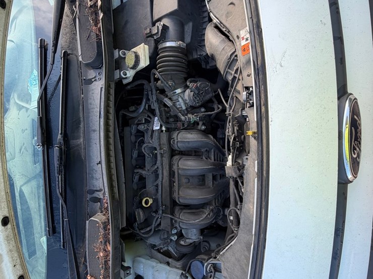 #4553-•-2015-ford-transit-connect-cargo-van-image-48