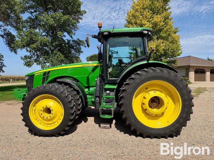 2017-john-deere-8295r-mfwd-tractor-image-8